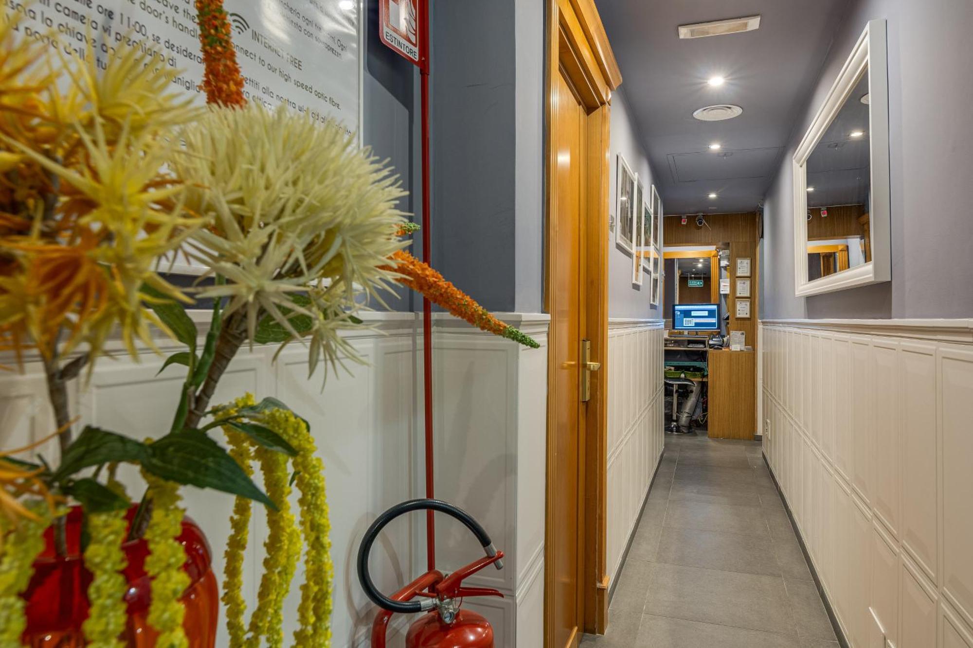 Seven Hotel Roma Ngoại thất bức ảnh